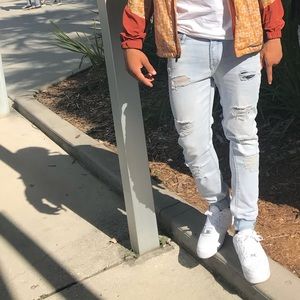 Meet your Posher, Bobby